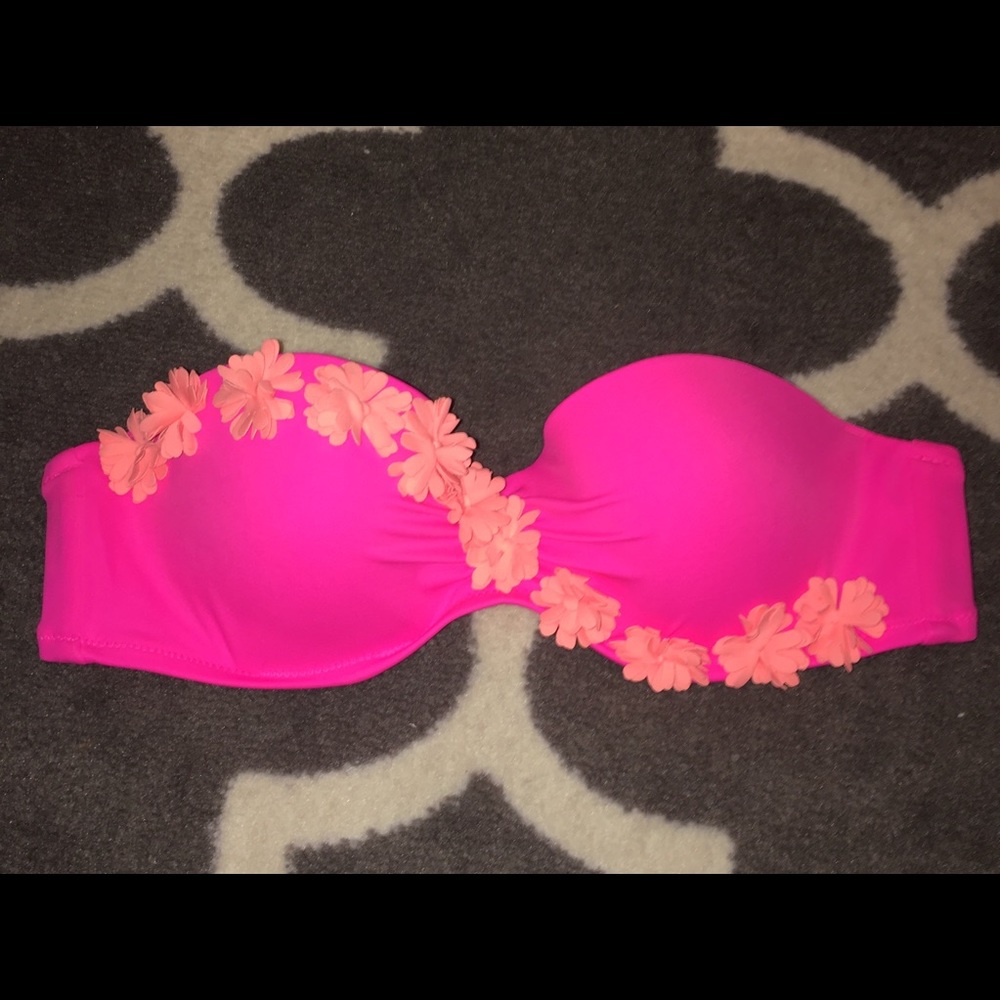 strapless bikini top
